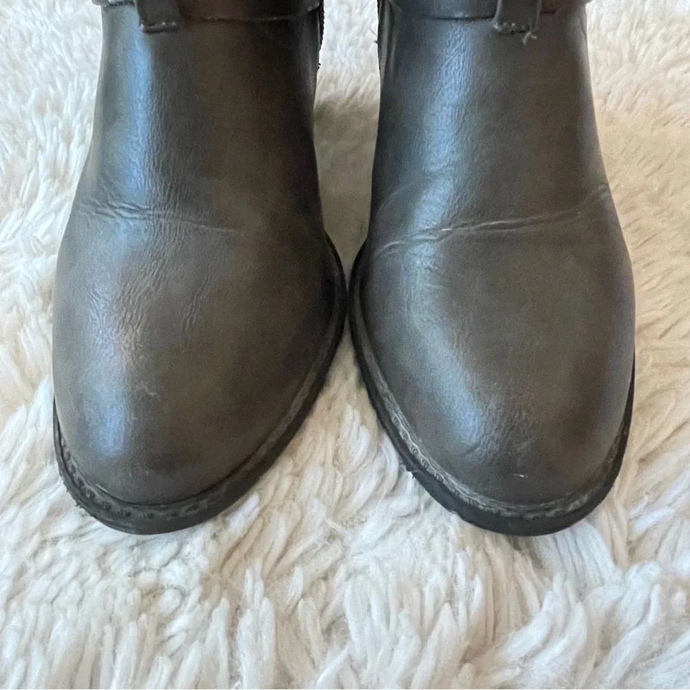 XOXO Women’s‎ Koris Western Bootie Gray Ankle Southwestern Boots size 6.5